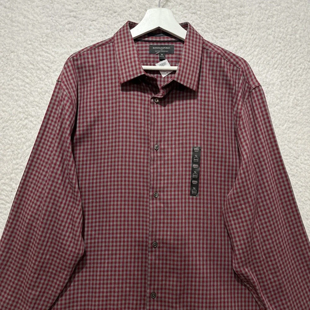 Banana Republic Checked Wrinkle-Resistant Slim-Fit Button Down Long Sleeve Shirt